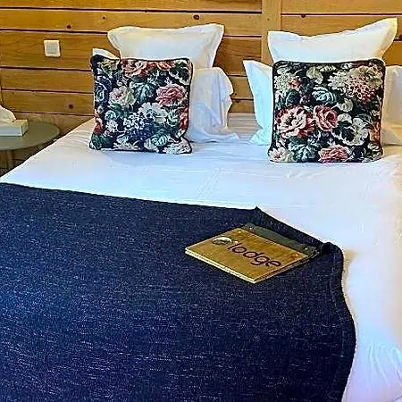 O Отель 4*